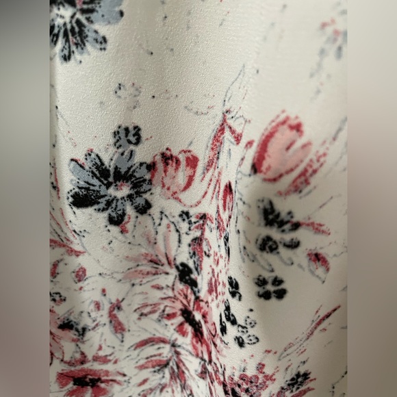 Dynamite Floral Print Dress - Picture 4 of 5